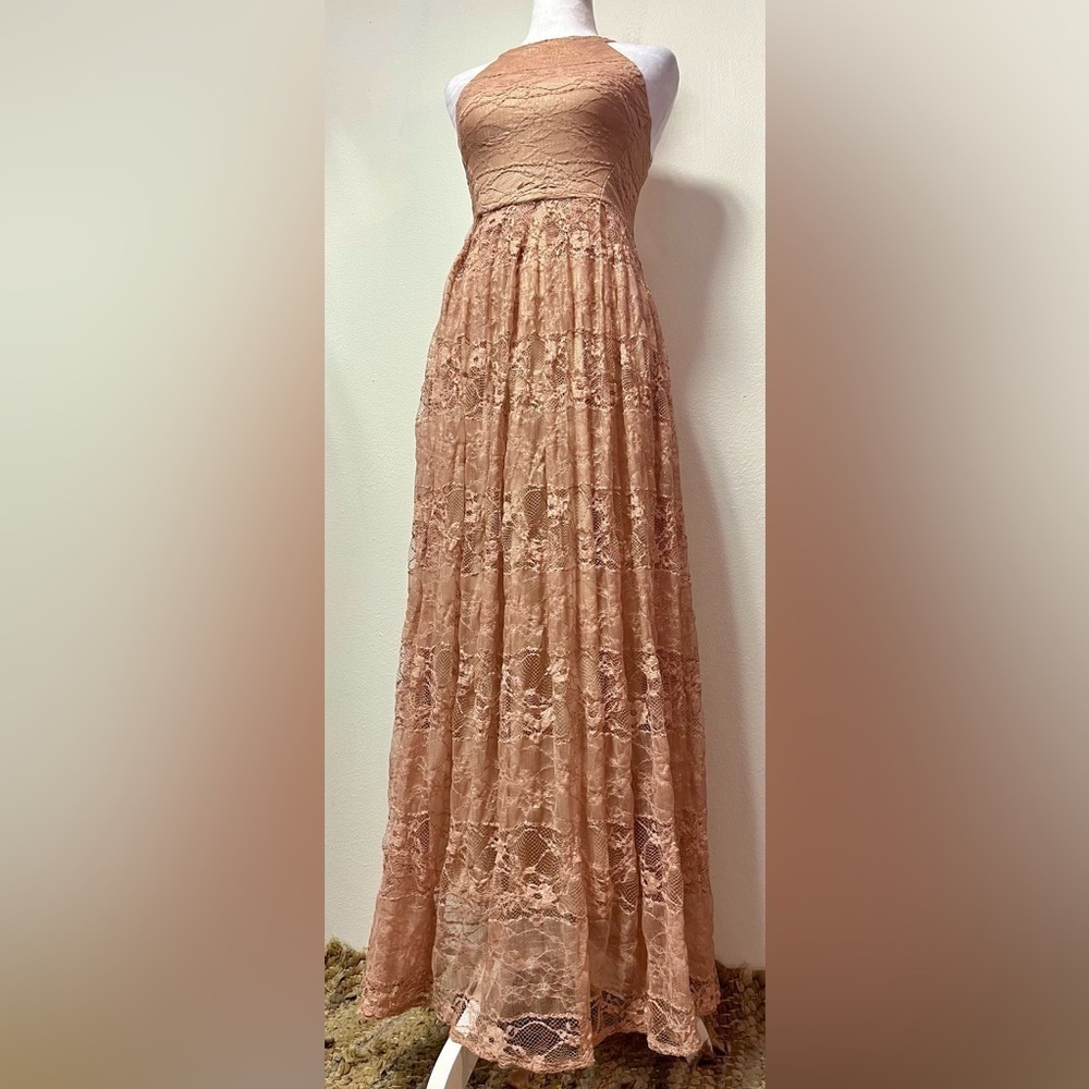 Coconinno Lace Maxi Dress with Shimmery Gold Tones Wedding Guest Dress
Size XS